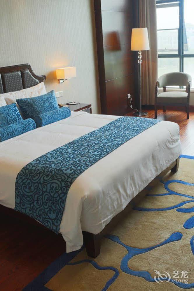 Jingyue Lake Hotel Dujiangyan Exterior photo